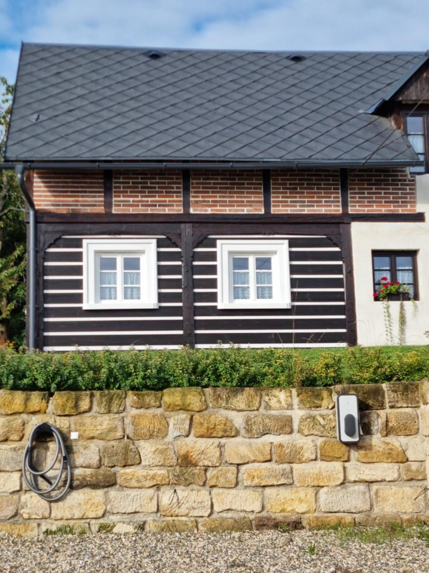 Luxusni Apartman S Krbem - Kunraticke Svycarsko Kunratice  Exterior photo